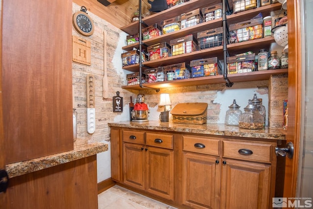 1101 Sierra Country Ct, Gardnerville, NV 89460 - view of pantry