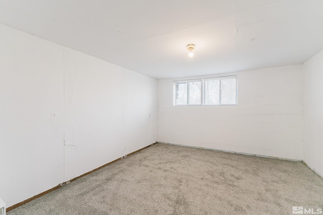 134 E 6th St, Battle Mountain, NV 89820 - empty room featuring carpet flooring