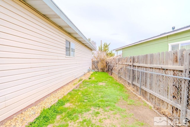 1845 Auburn Way, Reno, NV 89502 - view of yard