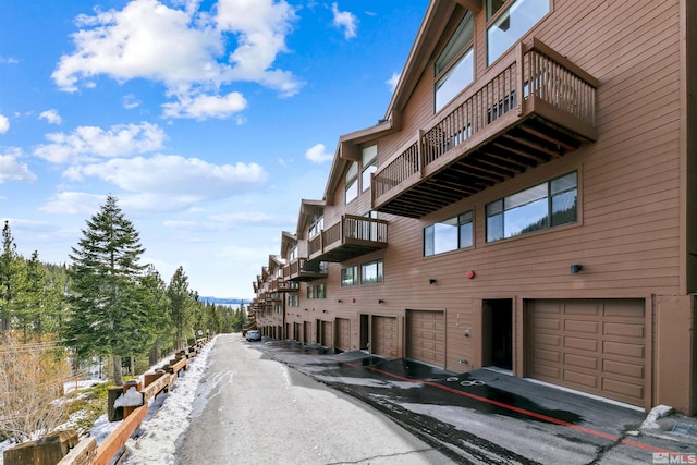 400 Fairview Blvd Unit 217, Incline Village, NV 89451 - view of property featuring a garage