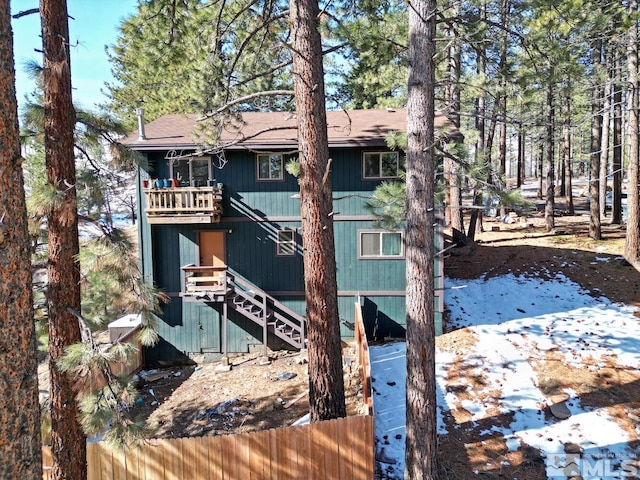60 Lava Cap, Markleeville, CA 96120 - back of property with stairway and fence