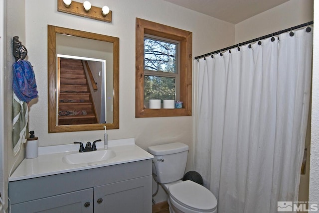 60 Lava Cap, Markleeville, CA 96120 - bathroom with toilet, vanity, and a shower with curtain