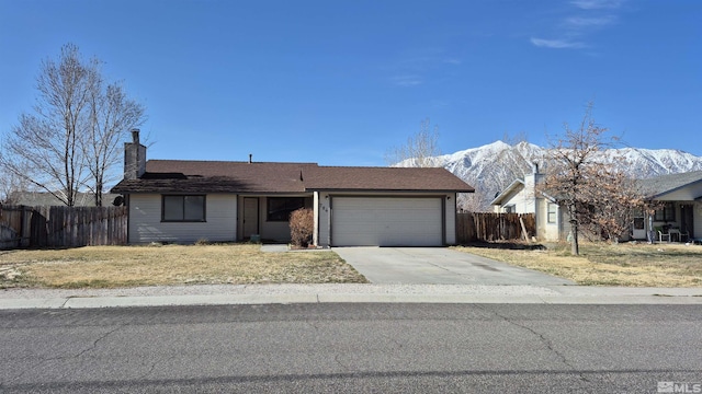784 Hornet Dr, Gardnerville, NV 89460 - photo 1