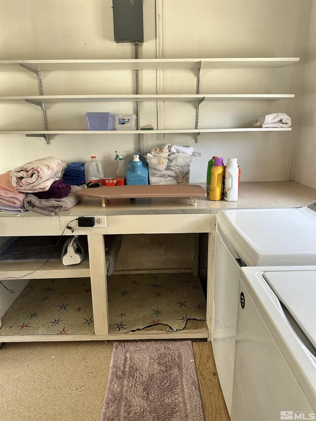 101 Mcculloch Ave, Tonopah, NV 89049 - laundry area with independent washer and dryer