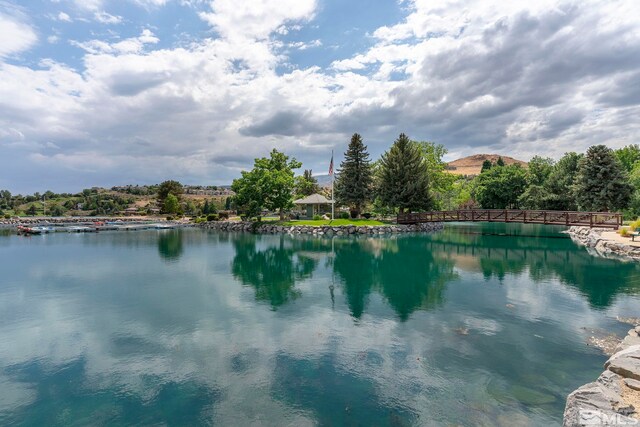 2665 Rockview Dr, Reno, NV 89519 - water view