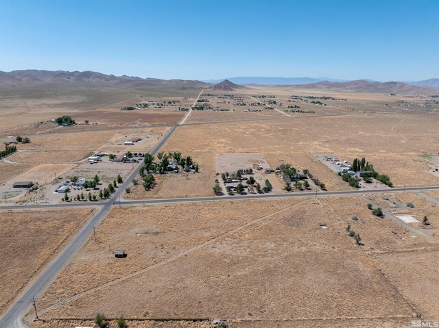 570 Pete Henrichs Rd, Yerington, NV 89447 - photo 3