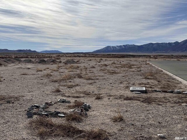 240 Sage St, Hawthorne, NV 89415