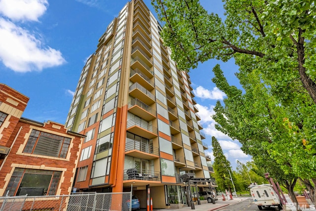 280 Island Ave Apt 1406, Reno, NV 89501