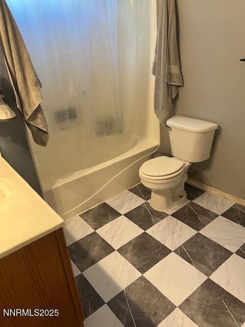 3860 Edwards Ln, Fallon, NV 89406 - bathroom with vanity and shower / tub combo