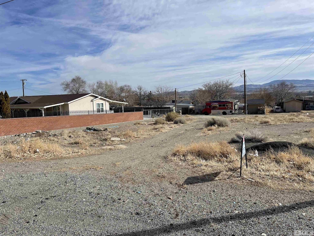 141 4th Ave, Yerington, NV 89447 - photo 2
