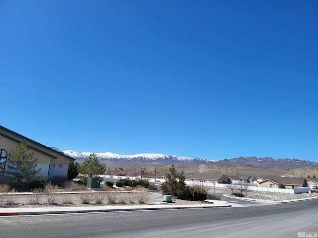610 Desert Shadows Ln, Fernley, NV 89408