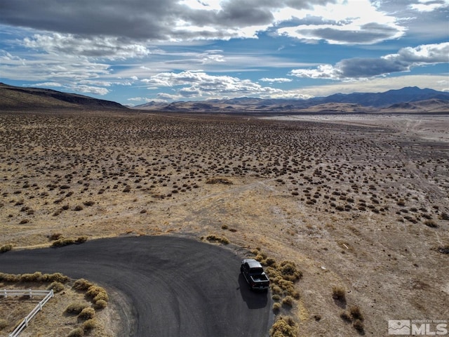 35 Desert Wells Cir, Stagecoach, NV 89429