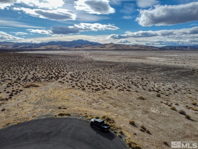 35 Desert Wells Cir, Stagecoach, NV 89429