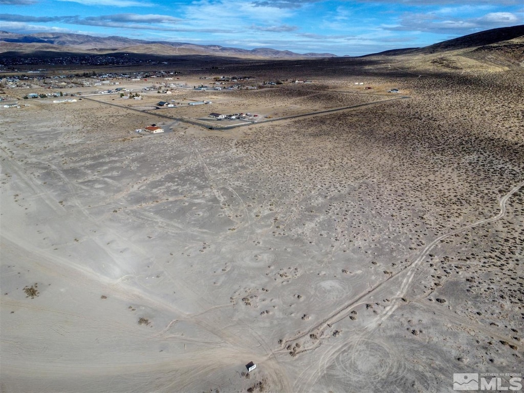 35 Desert Wells Cir, Stagecoach, NV 89429