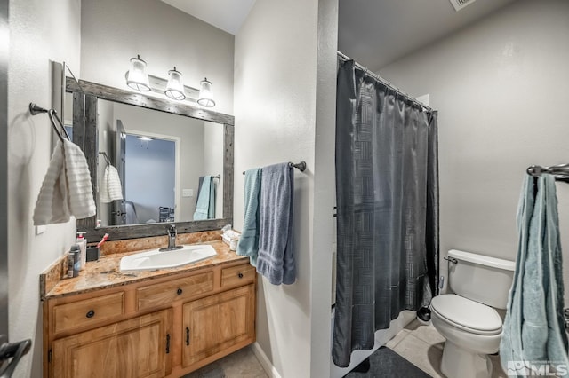900 S Meadows Pkwy Unit 3522, Reno, NV 89521 - full bath featuring tile patterned floors, toilet, vanity, and curtained shower