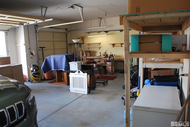 1075 Aster Ln, Fernley, NV 89408 - view of garage