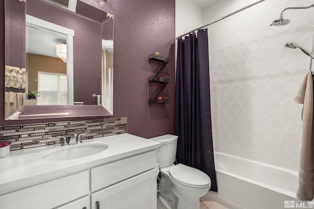 9179 Graycliff Ln, Reno, NV 89523 - full bath with toilet, decorative backsplash, vanity, shower / tub combo with curtain, and a textured wall