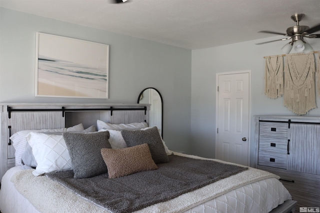 255 Ash St, Hawthorne, NV 89415 - bedroom featuring wood finished floors