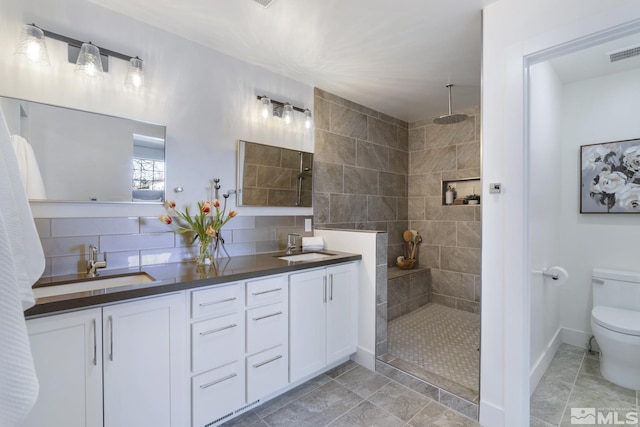 915 Maple Creek Ct, Reno, NV 89511 - bathroom with toilet, double vanity, and walk in shower