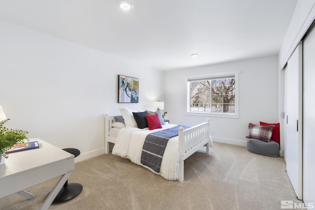 915 Maple Creek Ct, Reno, NV 89511 - bedroom with light carpet, a desk, baseboards, a closet, and recessed lighting