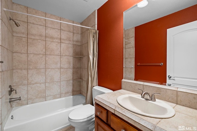6540 Monticello Ct, Reno, NV 89519 - full bathroom featuring toilet, shower / bath combo, and vanity