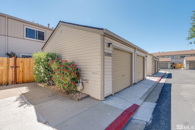 13846 Lear Blvd, Reno, NV 89506 - garage featuring fence