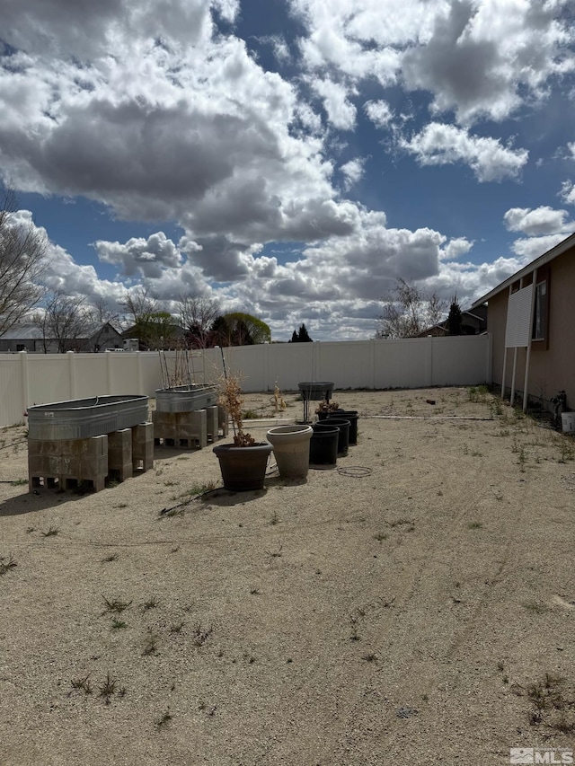 5710 Sarah Rd, Fallon, NV 89406 - view of yard featuring fence