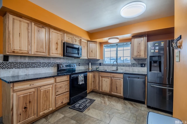 250 Galleron Way, Sparks, NV 89431 - kitchen with stainless steel appliances, a sink, tasteful backsplash, light brown cabinetry, and dark stone counters