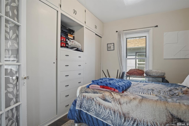 529 11th St, Sparks, NV 89431 - bedroom featuring a closet