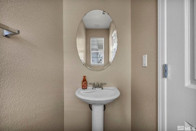 9195 Brown Eagle Ct, Reno, NV 89506 - view of bathroom