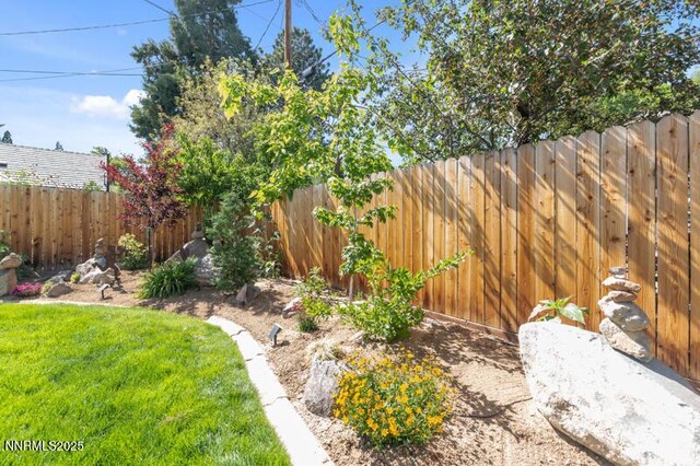 643 John Fremont Dr, Reno, NV 89509 - photo 40