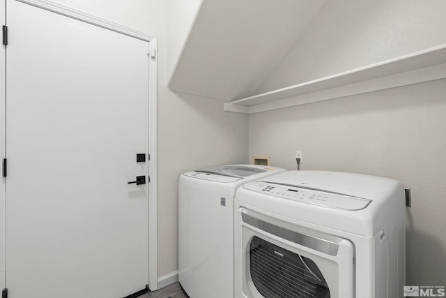 5895 Tappan Dr, Reno, NV 89523 - laundry room with washer and clothes dryer