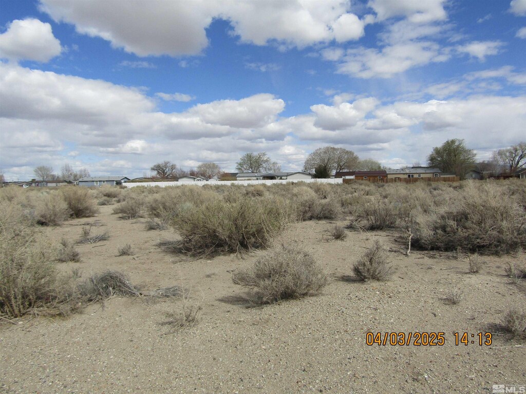 18 Northridge Dr, Yerington, NV 89447 - photo 1