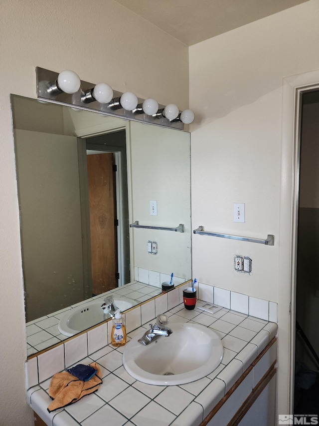 1363 Waterloo Ln, Gardnerville, NV 89410 - bathroom featuring vanity