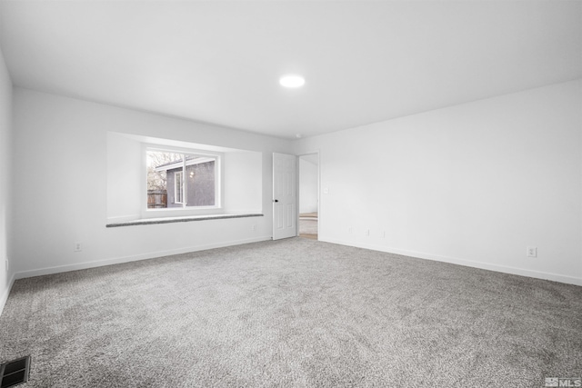 604 Venturacci Ln, Fallon, NV 89406 - carpeted spare room featuring baseboards and recessed lighting