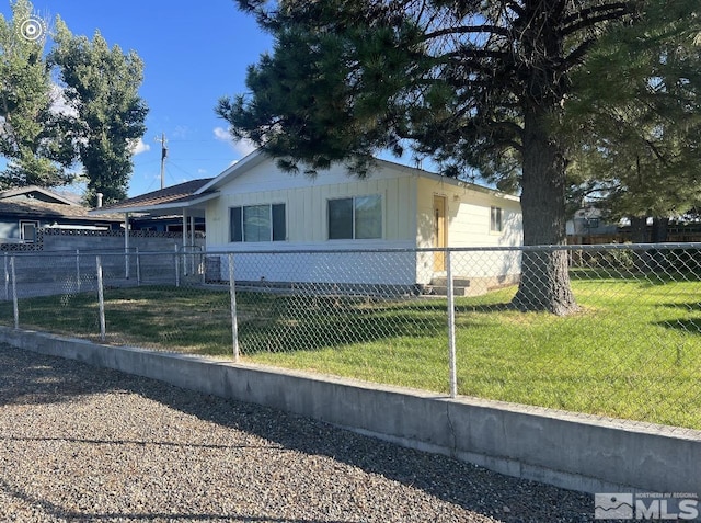 view of front of home