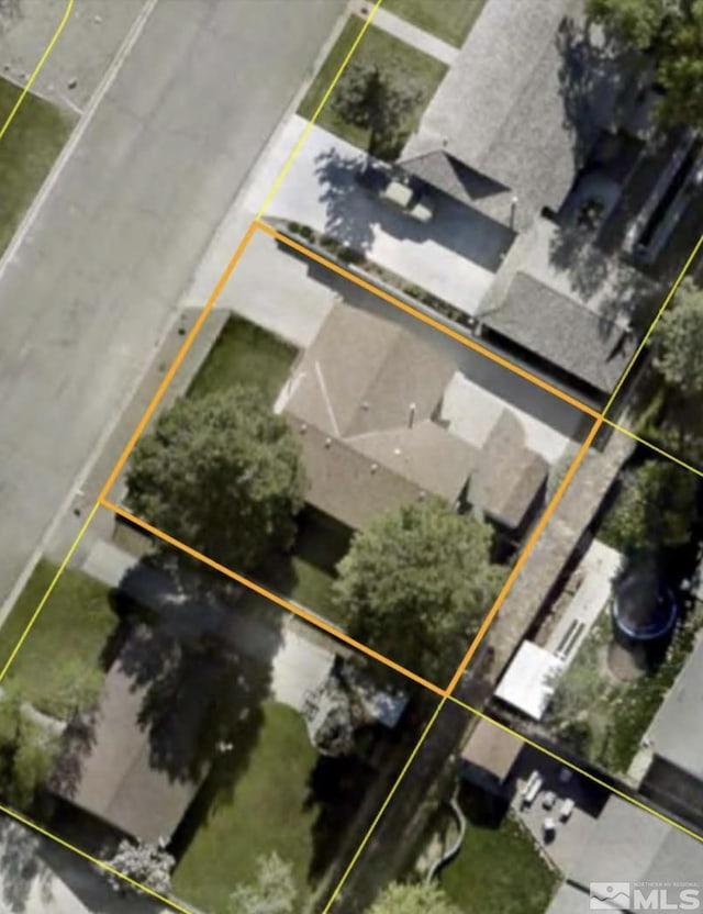 aerial view of property's location with property boundaries highlighted