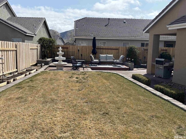 10316 Sterling View Ct, Reno, NV 89521 - view of yard with a patio and outdoor lounge area