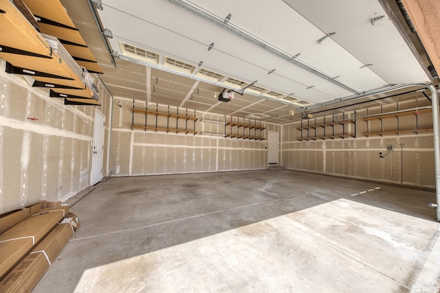 6841 Talmedge Cir, Sparks, NV 89436 - garage with a garage door opener