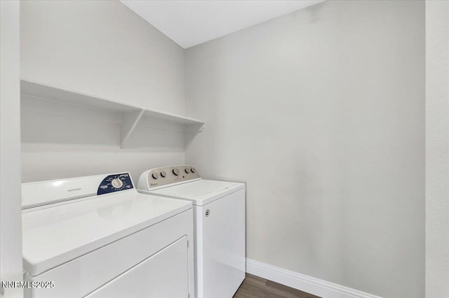 6850 Sharlands Ave Unit U1122, Reno, NV 89523 - laundry room with washer and dryer, dark wood-style floors, and baseboards