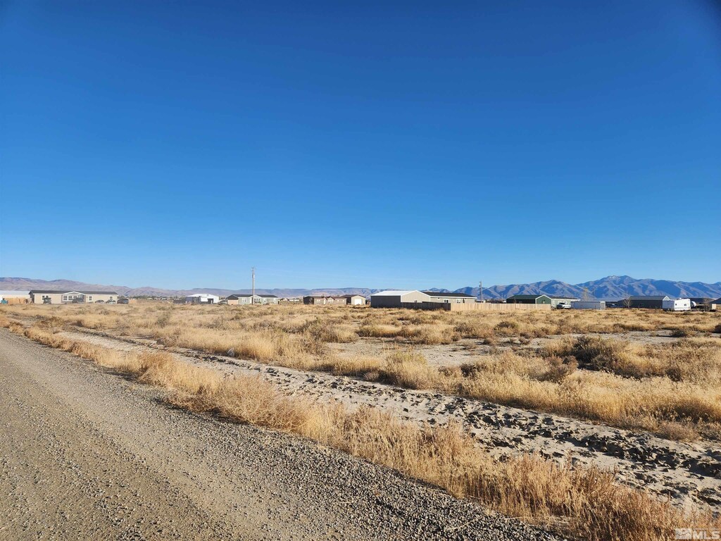 710 Painted Sage Dr, Battle Mountain, NV 89820