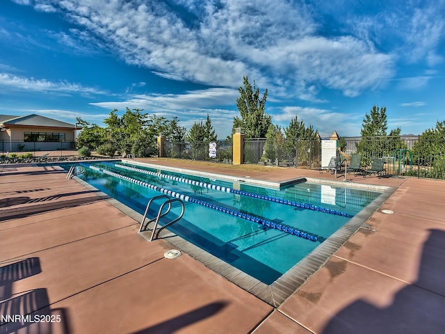 6372 Mormon Tea Way, Reno, NV 89511 - community pool with a patio