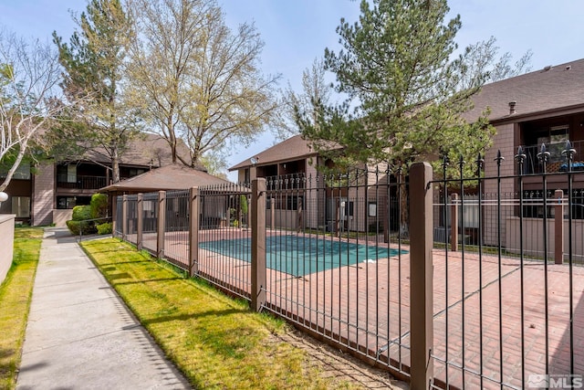 1465 E Peckham Ln Unit 9, Reno, NV 89502 - community pool with fence