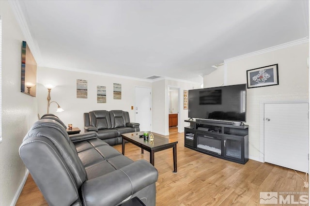 1280 O Callaghan Dr, Sparks, NV 89434 - living room featuring crown molding, light wood-type flooring, and baseboards