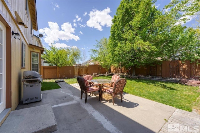 1280 O Callaghan Dr, Sparks, NV 89434 - view of patio featuring area for grilling and outdoor dining area
