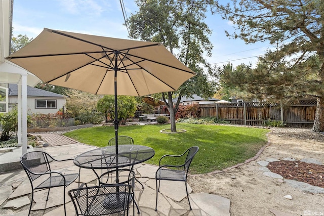 823 Arbutus St, Reno, NV 89509 - view of patio / terrace featuring outdoor dining area