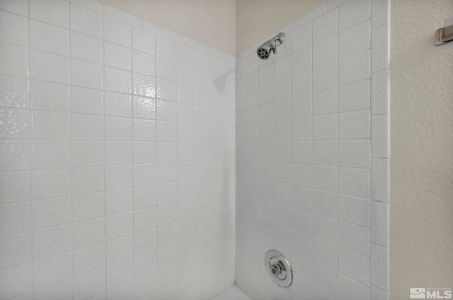 2375 Tripp Dr Unit 2, Reno, NV 89512 - full bath featuring a tile shower
