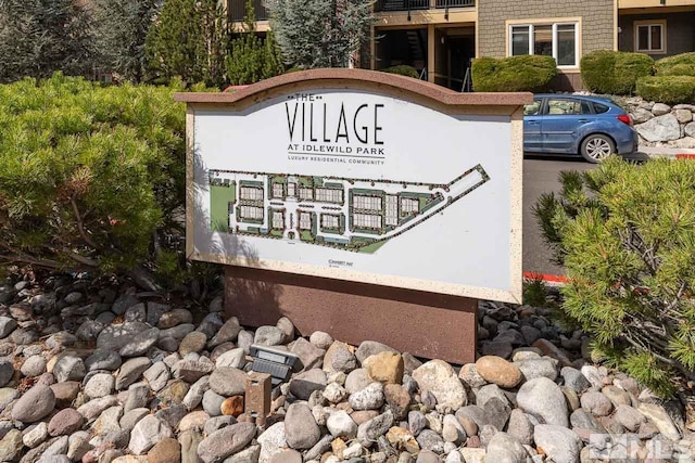 1450 Idlewild Dr Unit 1121, Reno, NV 89509 - view of community sign