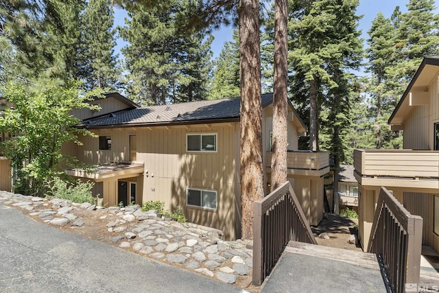 321 Ski Way Unit 148, Incline Village, NV 89451 - view of home's exterior featuring a balcony