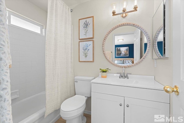2036 Flycatcher Ct, Sparks, NV 89441 - full bath featuring toilet, shower / bath combination with curtain, and vanity
